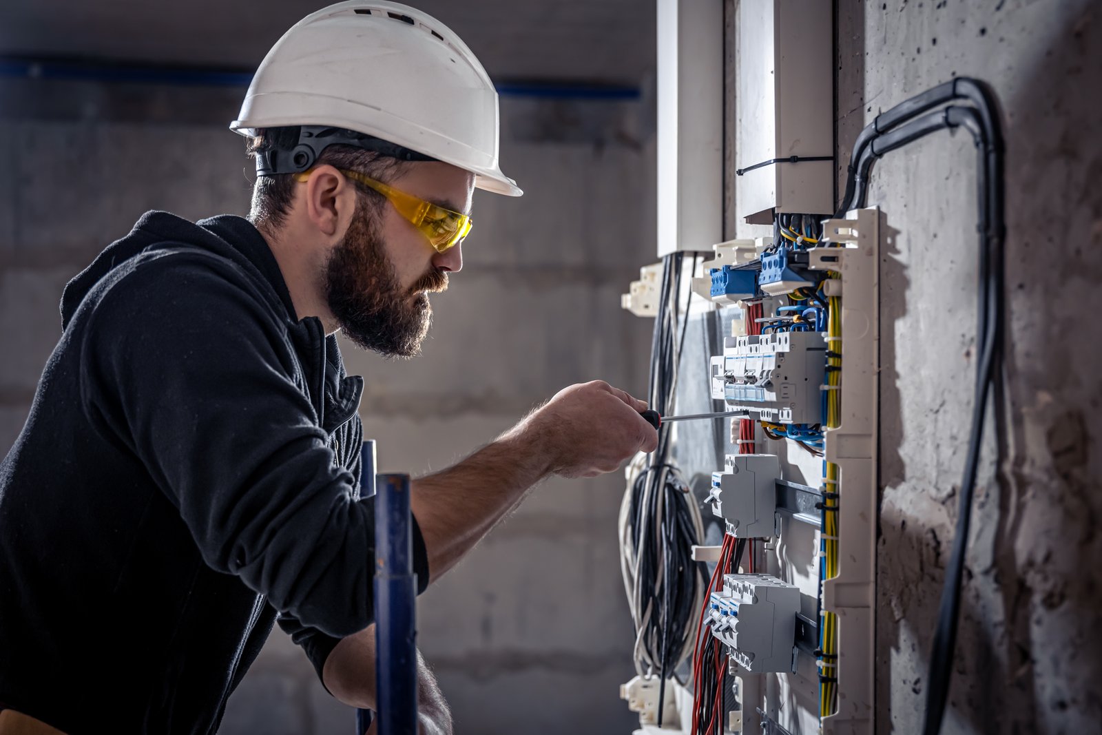 Electrical services in Dubai by FixUp